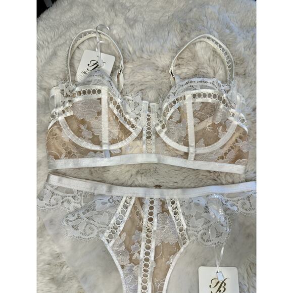 Honey Birdette MOLLY🤍 White Lace Floral 2 Piece Set 34DD & Medium Brief - Picture 2 of 10